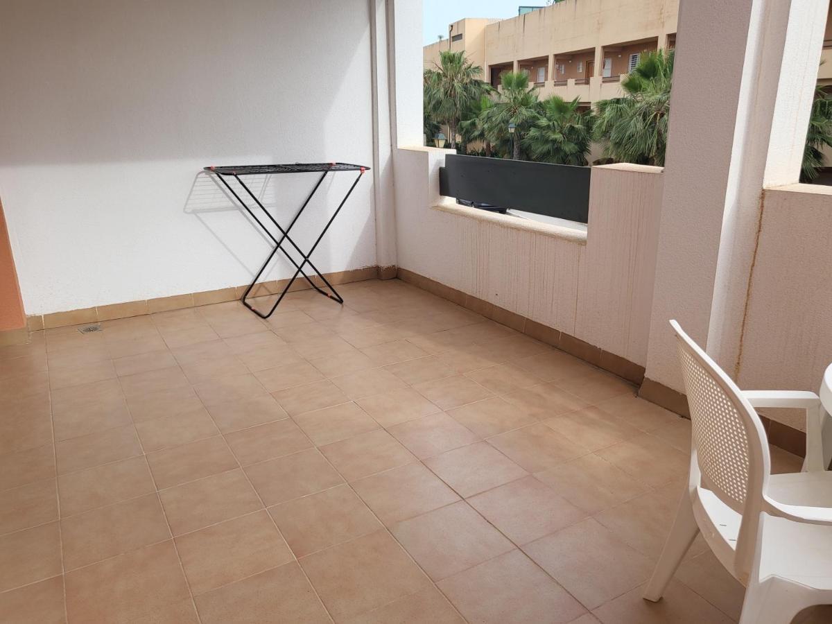 ורה ¡Apartamento En Primera Linea Con Terraza Y Cerca De La Piscina Comunitaria! מראה חיצוני תמונה