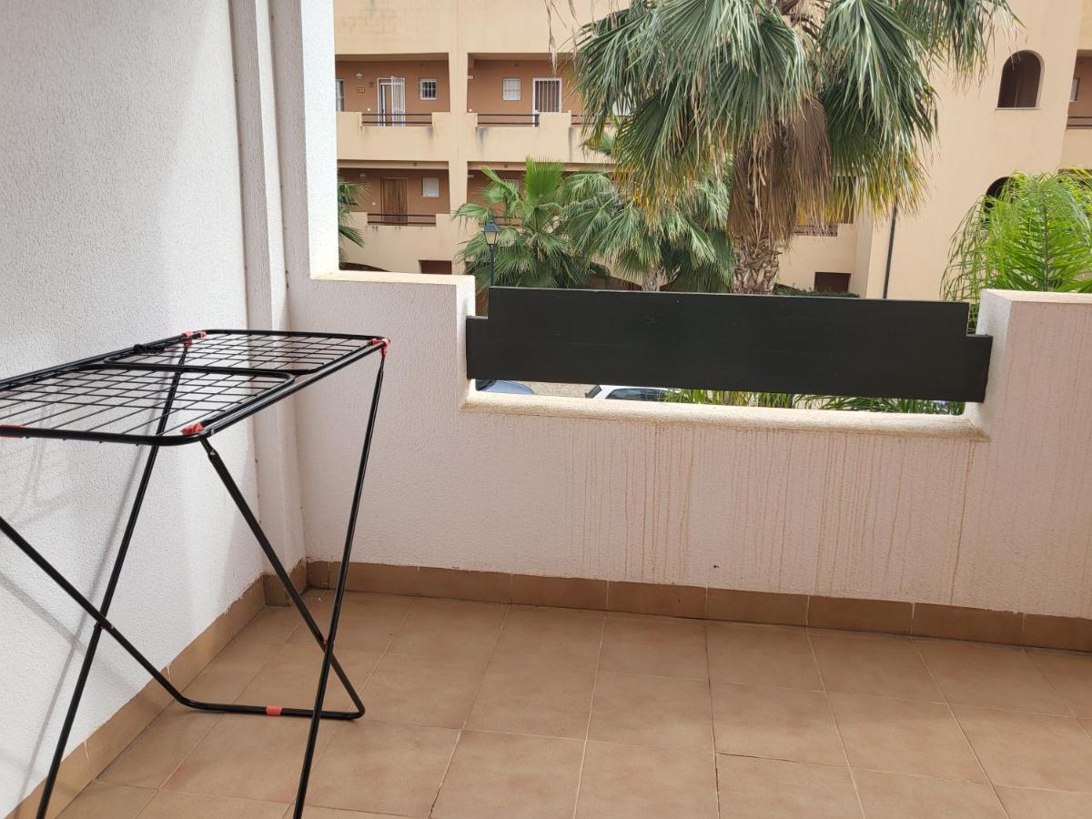 ורה ¡Apartamento En Primera Linea Con Terraza Y Cerca De La Piscina Comunitaria! מראה חיצוני תמונה
